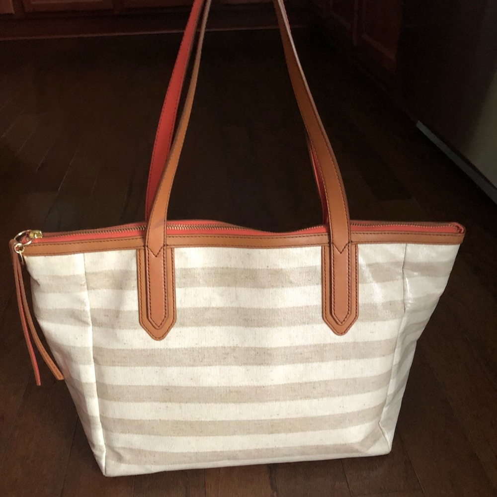 FOSSIL tote